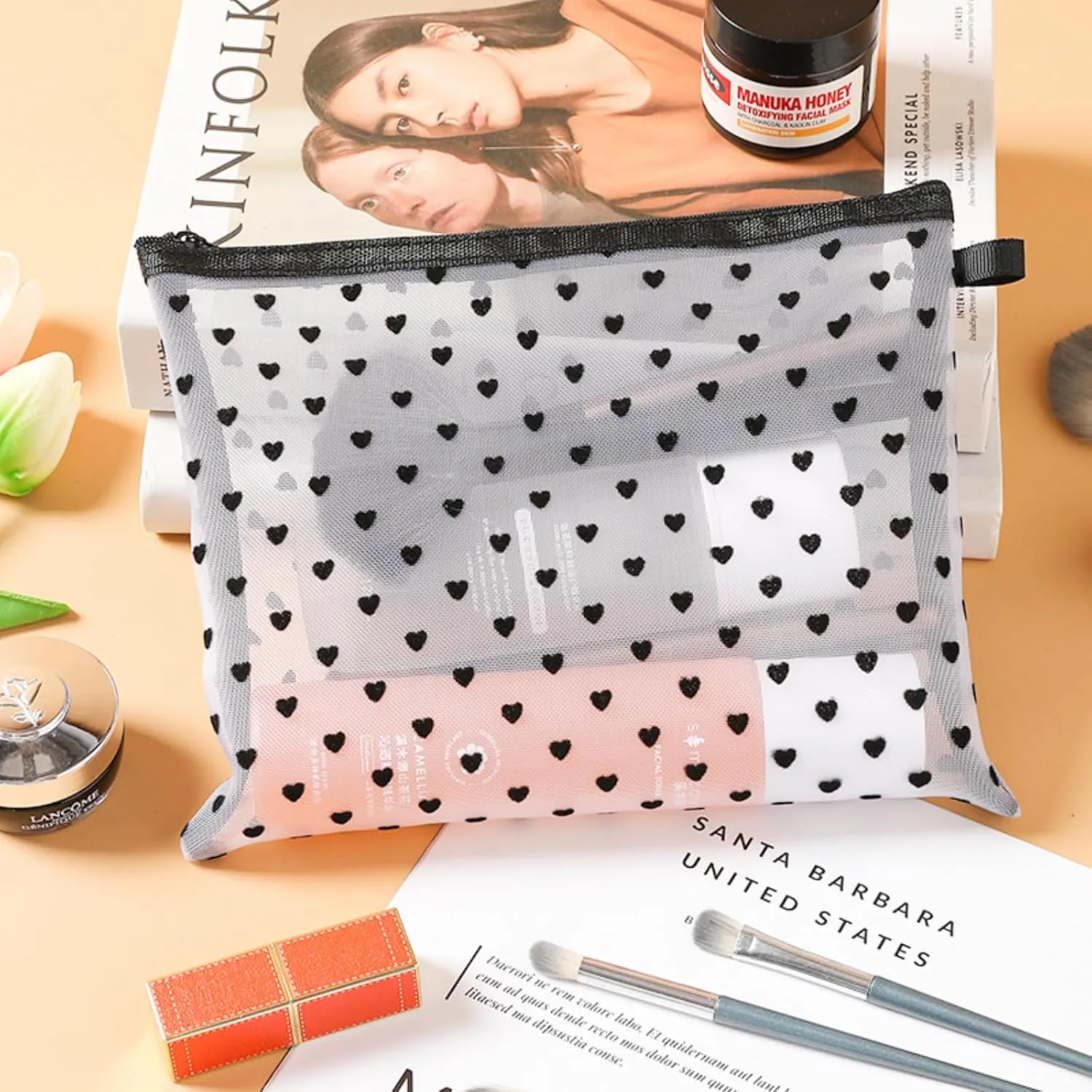4-Piece Heart Printed Mesh Makeup Bag Set, Portable Travel Mesh Cosmetic Bags Toiletry Bags Makeup Purse Bags Mesh Zipper Storage Pouches for Home Offices Travel Accessories (White)