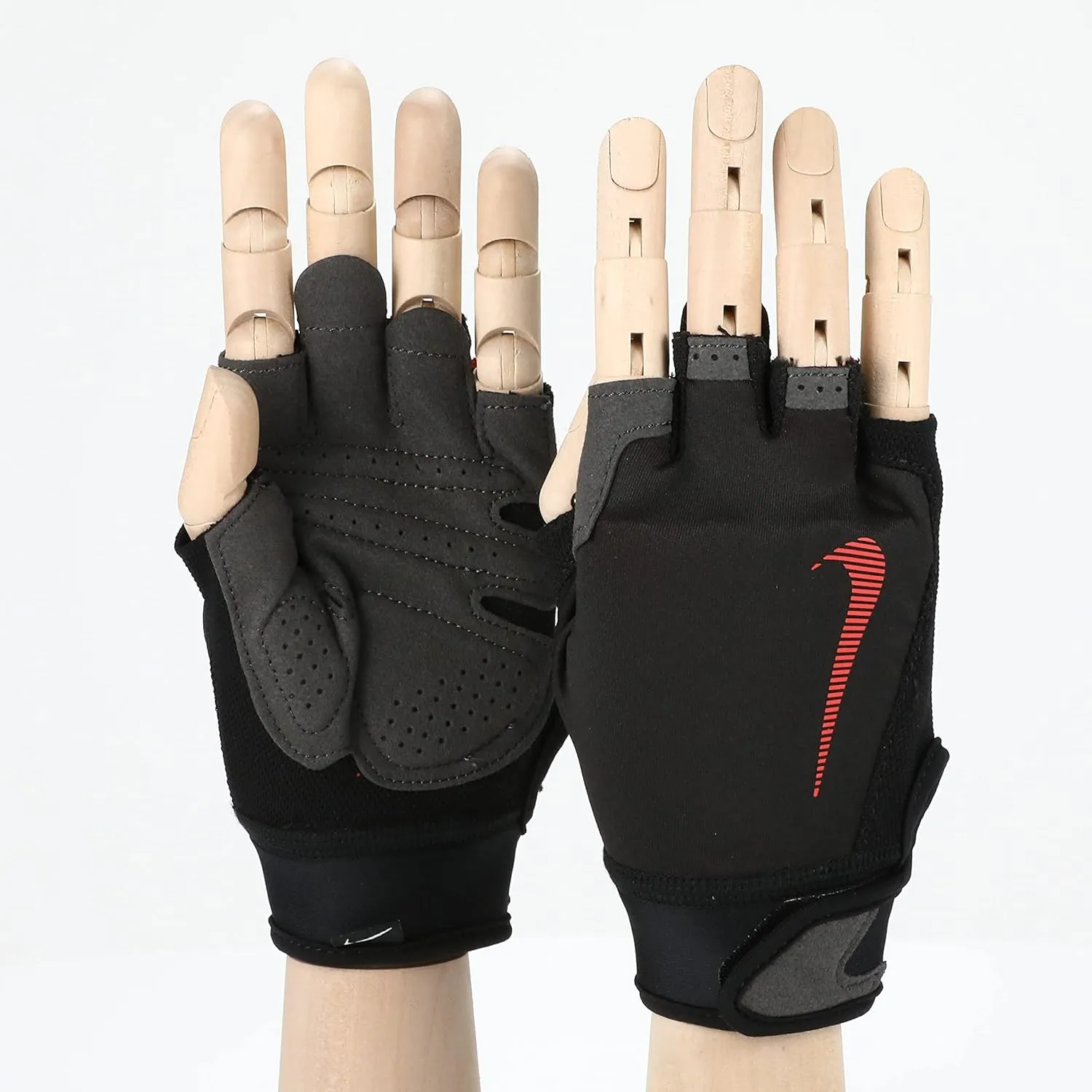 Nike Men' S Ultimate Fitness Gloves