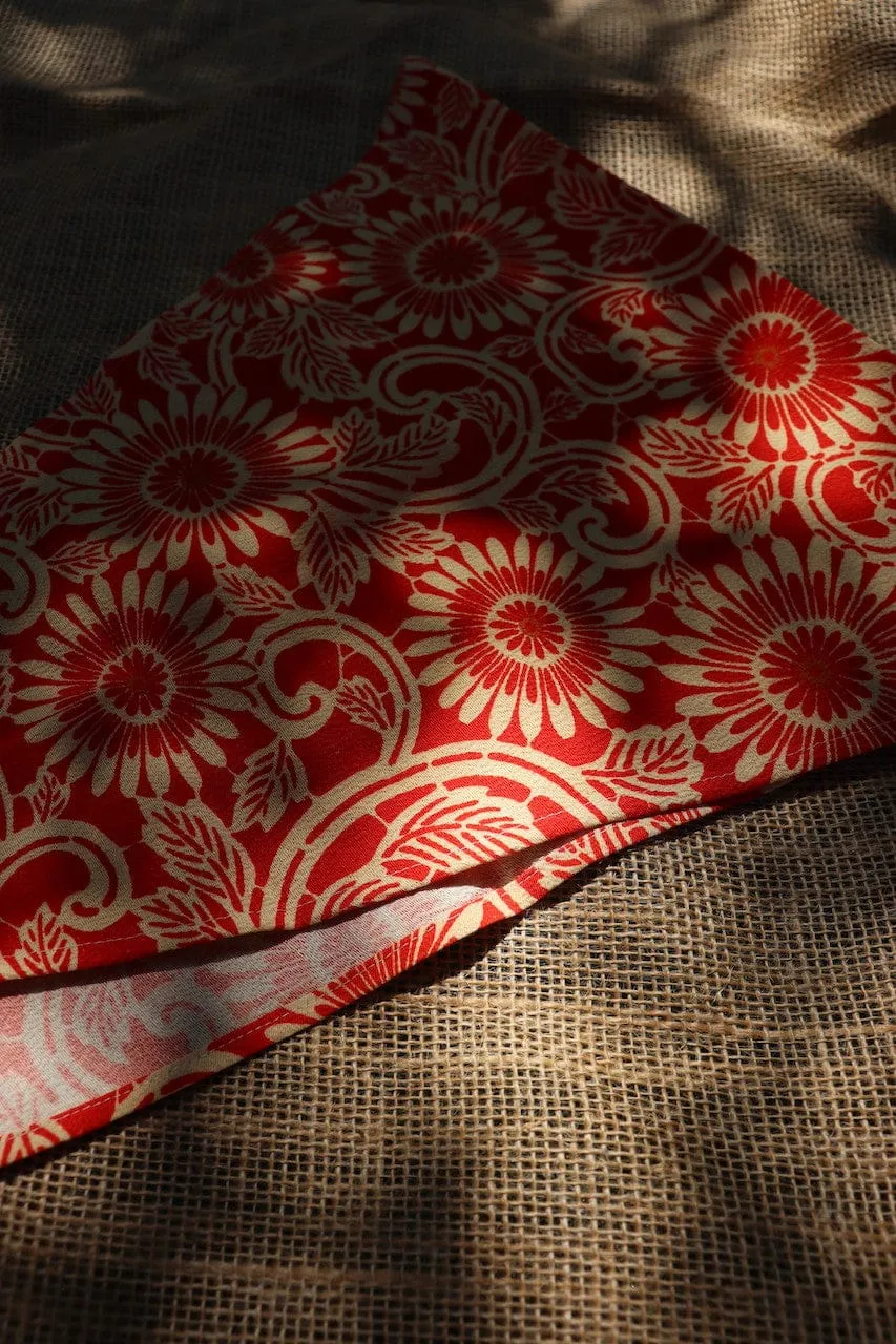 Red Flower - KIMONO SCARF